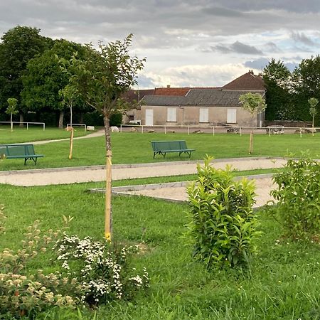 La Garconniere Leilighet Champigny-les-Langres Eksteriør bilde