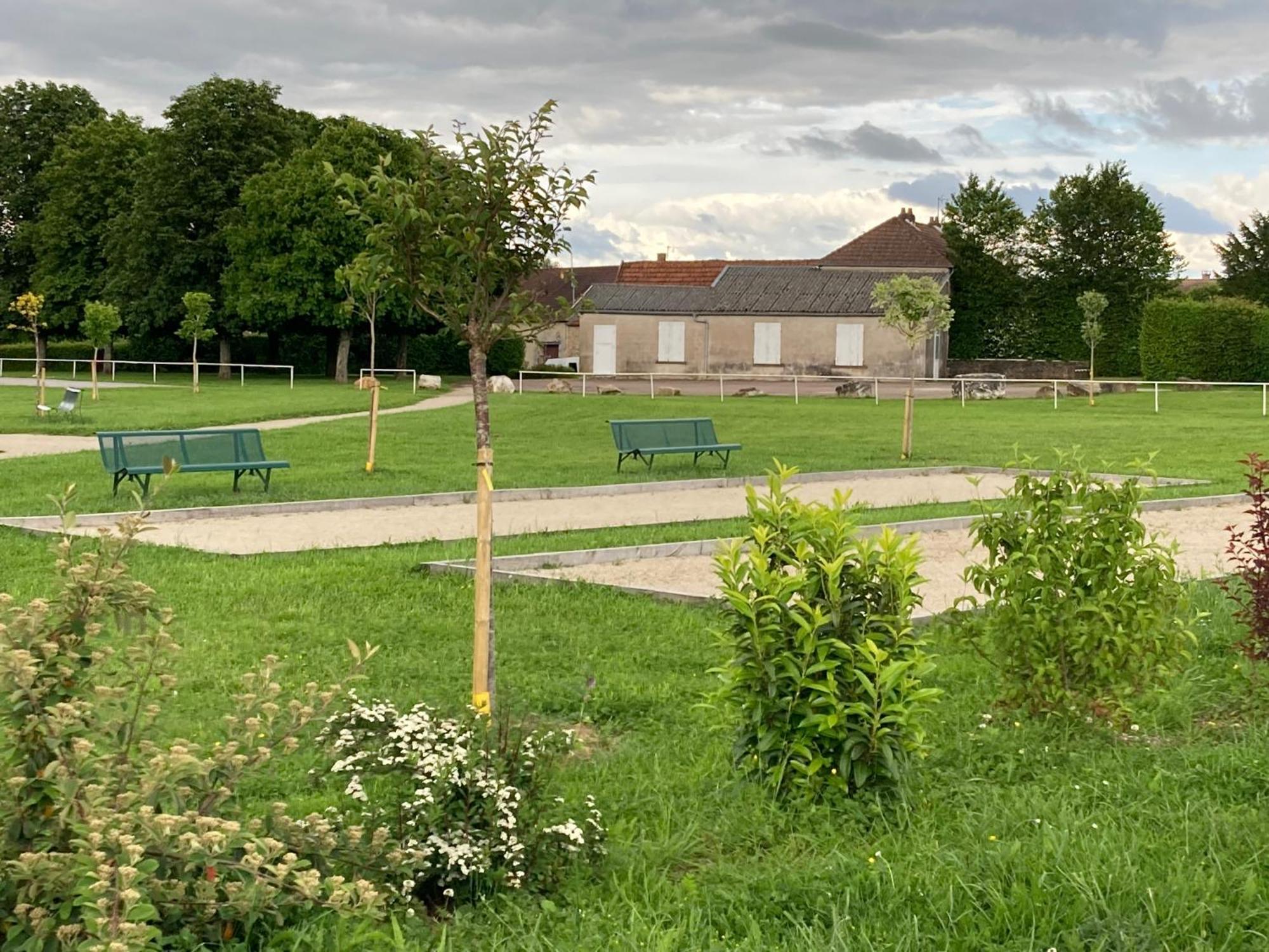 La Garconniere Leilighet Champigny-les-Langres Eksteriør bilde